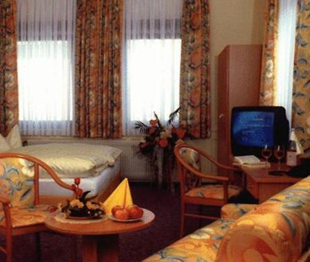 Traube Hotel Fellbach Room photo